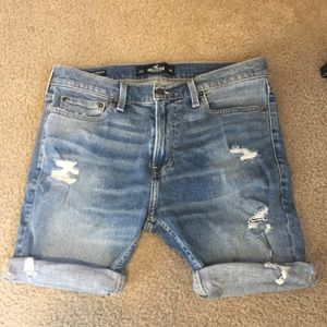Hollister jean shorts!